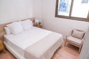 Postel nebo postele na pokoji v ubytování Rambla de Mar Apartments