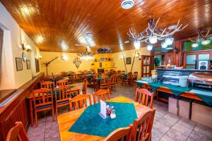 Restaurace v ubytování Penzion Myslivna