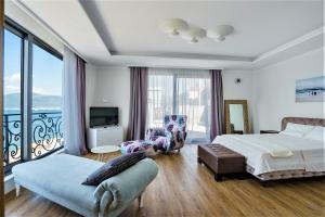 Beachfront villa Pearl of Adria客房内的一张或多张床位