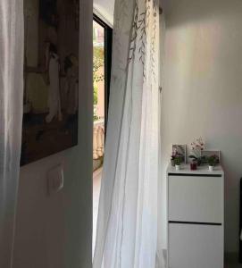 Imagen de la galería de Maggie’s Art Studio, en Mesongi