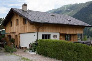 Nespecifikovaný výhled na hory nebo výhled na hory při pohledu z apartmánu