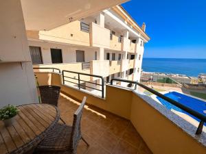 Gallery image of RENTALY FRONT SEA VIEWS in Benalmádena