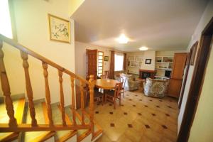 Kuchyň nebo kuchyňský kout v ubytování Villa QUATRE VENTS