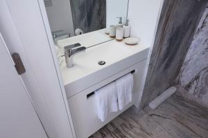 Koupelna v ubytování Porto Ocean flat + 24 fotografií