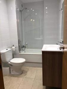 A bathroom at Perla del Cantábrico