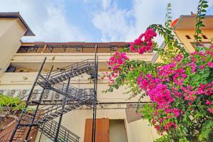 Balkón nebo terasa v ubytování Guest House Simalem
