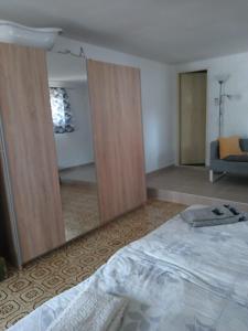 Posteľ alebo postele v izbe v ubytovaní Studio Apartment Posavec