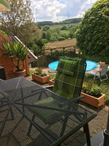 Bazén v ubytování Gästehaus Nelles nebo v jeho okolí