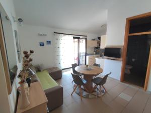 Kuchyň nebo kuchyňský kout v ubytování Apartmani Matjačić - Ugljan + 7 fotografií