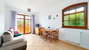 Posedenie v ubytovaní Apartamenty EverySky - Obrońców Pokoju 1D