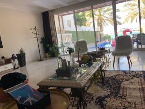 Amwaj IslandPrivate pool with Beachfront access Villa的相册照片 更多37张照片