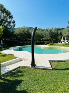 Bazén v ubytování Agriturismo Podere Valdo nebo v jeho okolí