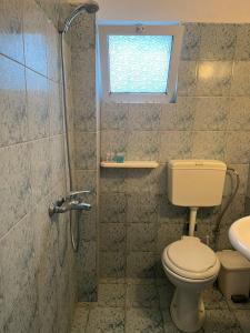 Gallery image of Eden Apartments in Qeparo