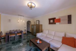 Posezení v ubytování Apartamento Céntrico Sibarys-3 dormitorios