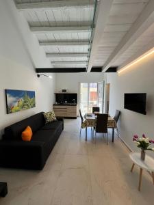 TV a/nebo společenská místnost v ubytování Sicilian Paradise Casa Vacanze