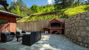 Fotografia z galérie ubytovania Specious Apartment Manitu in forest countryside v destinácii Fužine