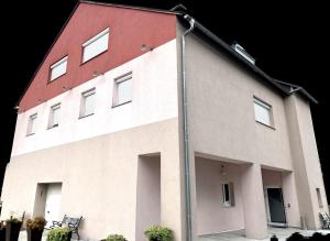 Budova, v ktorej sa penzión/hostinec nachádza