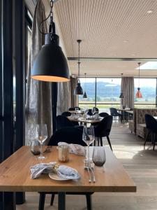 AMANTE Hotel - Bern Airport餐厅或其他用餐的地方