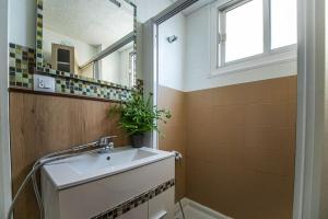 Ένα μπάνιο στο Apartamento Bro Mar +21 φωτογραφίες