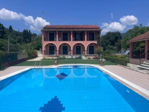 Piscina di Gregory-Vassilis Apartments o nelle vicinanze
