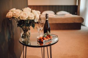 Posteľ alebo postele v izbe v ubytovaní Rytebłota Resort & Spa