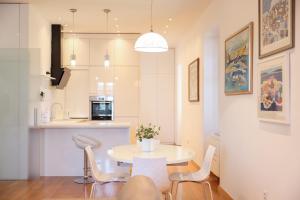 Küche/Küchenzeile in der Unterkunft Apartment Mislav