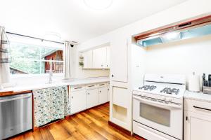 Gallery image of Lucky Clover in Eureka +22 photos