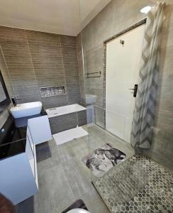 Koupelna v ubytování Chuumba Villas