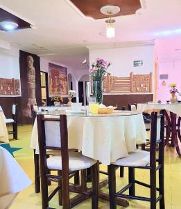 Restaurace v ubytování HOSTAL MAYA INN