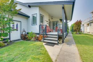Gambar di galeri bagi Bayfront Avalon Home with Boat Slip and Private Pool! di Avalon