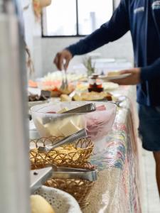 Makanan di atau berdekatan hotel