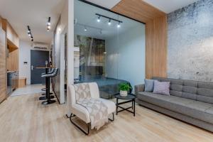 A seating area at ERKEL 18 APARTMAN