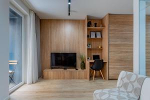A television and/or entertainment centre at ERKEL 18 APARTMAN