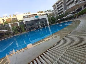 Bazén v ubytování Sheraton Ocean 601-B - Without Pool access nebo v jeho okolí