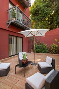 Balcony o terrace sa Las Lomas Casa Hotel