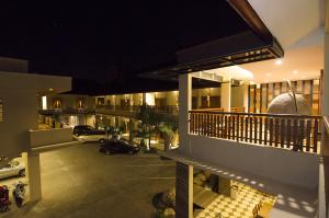 Balkon oz. terasa v nastanitvi Syailendra Hotel Syariah
