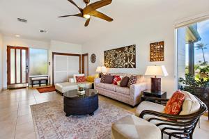 Χώρος καθιστικού στο Kapalua Bay Villa 33G4