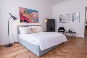 Posteľ alebo postele v izbe v ubytovaní New design APT - central location Wenceslas Square