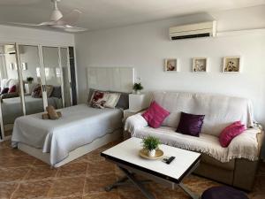 Kép Precioso estudio muy cercano a la playa szállásáról Torremolinosban a galériában