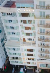 Bygningen som hotellet ligger i + 71 billeder