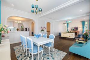 Χώρος καθιστικού στο Villa Đà Lạt Luxury Khởi Nghĩa Bắc Sơn Gần Chợ Đêm - Gần Hồ Xuân Hương
