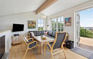 TV a/nebo společenská místnost v ubytování Holiday Home Strandgårdsvej Bagenkop X