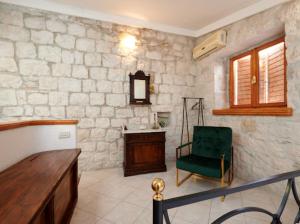 Posedenie v ubytovaní Guesthouse Ana Trogir Old Town