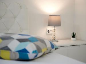 Posteľ alebo postele v izbe v ubytovaní Guesthouse Ana Trogir Old Town