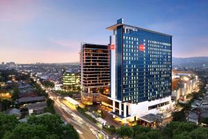 Linna Bandung üldine vaade või majutusasutusest Ibis Bandung Trans Studio pildistatud vaade