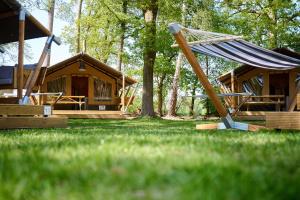 Glamping Renswoude外面的花园