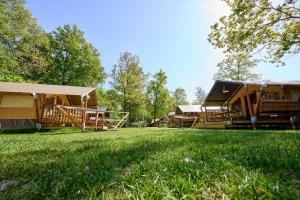 Glamping Renswoude外面的花园