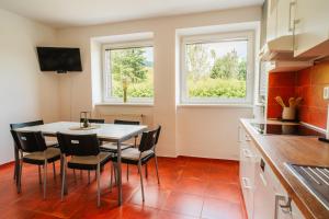 Kuchyň nebo kuchyňský kout v ubytování Apartmány Špička - Stříbrnice u sjezdovky