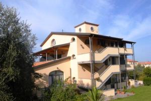 Gallery image of Carlo's Hotel in Castagneto Carducci