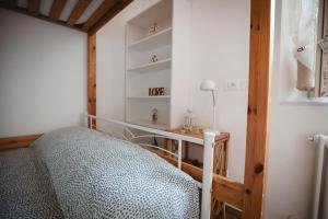 Кровать или кровати в номере Villa Valentina Versilia